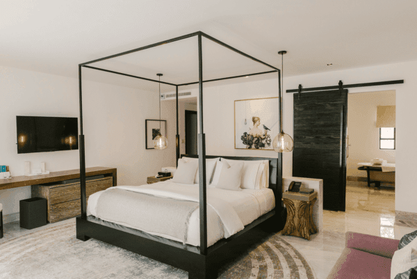 Luxury Suite with contemporary art, spacious layout, and bathtub