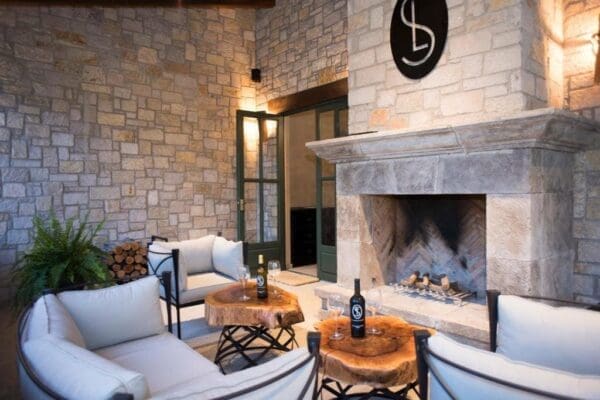 Boutique hotel surrounded by vineyards, olive trees, and lavender at Viñedos San Lucas.